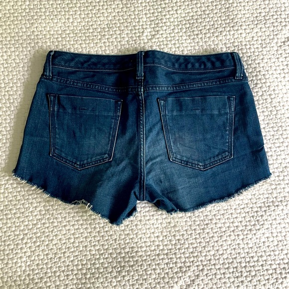 Cutoff Banana Republic shorts. Size 29. - Picture 2 of 4